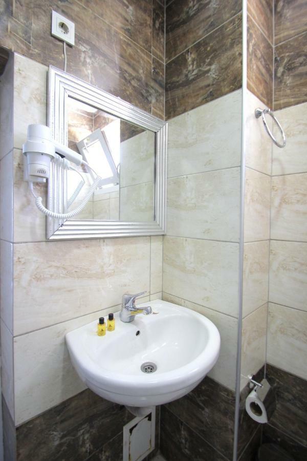 Grand Fm Hotel Istanbulská provincie Exteriér fotografie